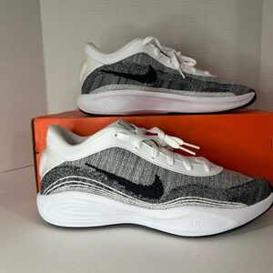 Nike G.T. Hustle Academy Mens Basketball Trainers FJ7791 Sneakers. Size 10.5